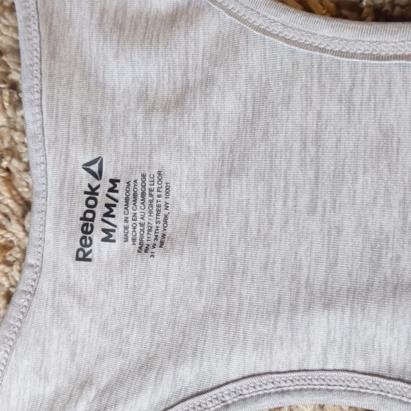 NWT Rebook Tank - Picture 4 of 6